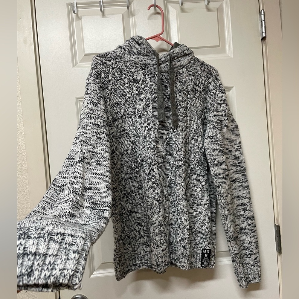 DarkBlack Static CableKnit Hoodie size XL